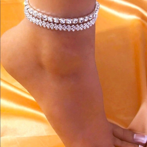 Jewelry - 🎊NEW JEWELED ANKLET SET! 2 for $20!